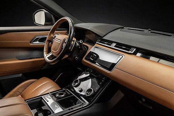 Land Rover Range Rover Velar 12 of 30