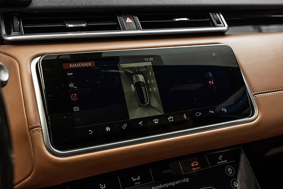 Land Rover Range Rover Velar 25 of 30