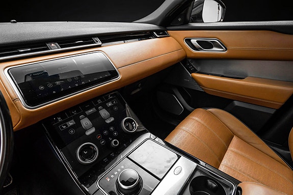 Land Rover Range Rover Velar 21 of 30