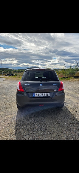 Suzuki Swift 7 of 19