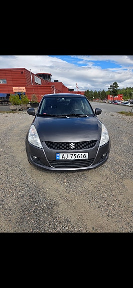 Suzuki Swift 3 of 19