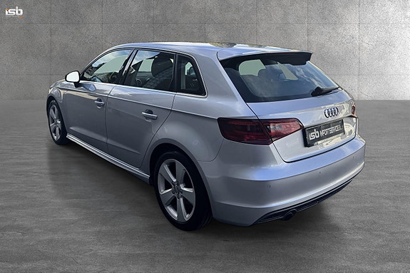 Audi A3 8 of 21