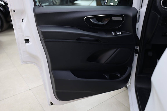 Mercedes-Benz Vito 114 22 of 30