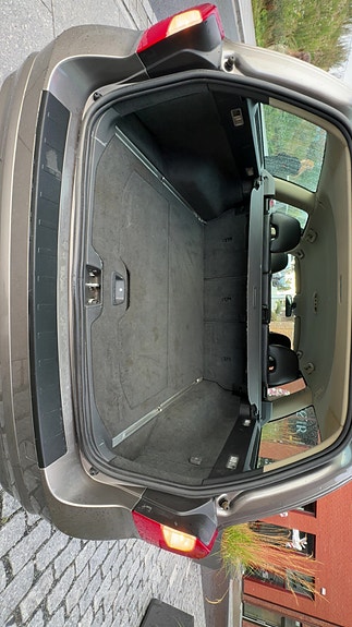 Volvo V70 15 of 23