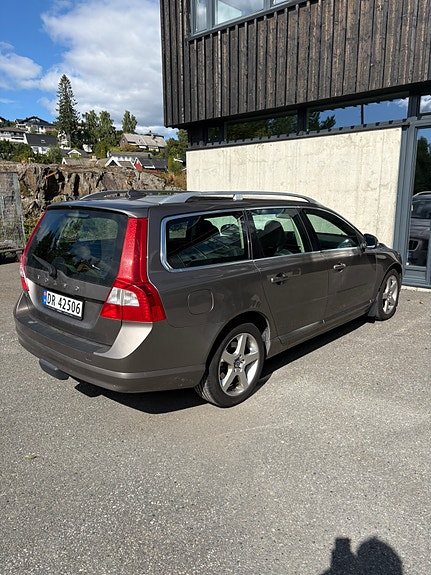Volvo V70 21 of 23