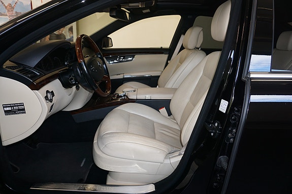Mercedes-Benz S350 d 25 of 30