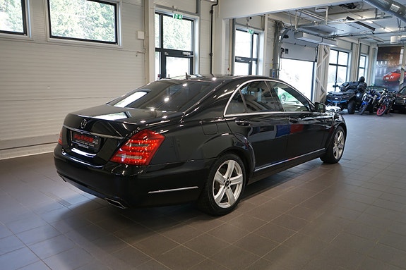Mercedes-Benz S350 d 10 of 30