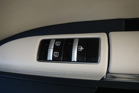 Mercedes-Benz S350 d 23 of 30