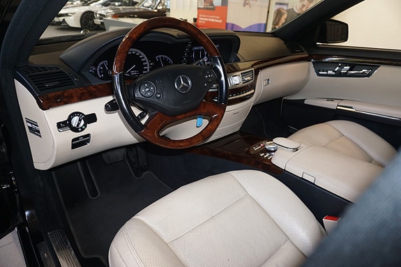 Mercedes-Benz S350 d 24 of 30
