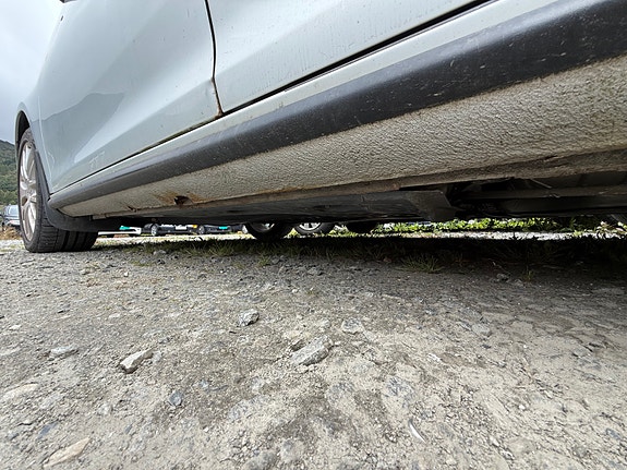 Volkswagen Golf VI 7 of 7