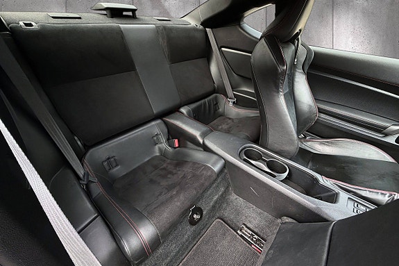 Toyota GT86 24 of 30
