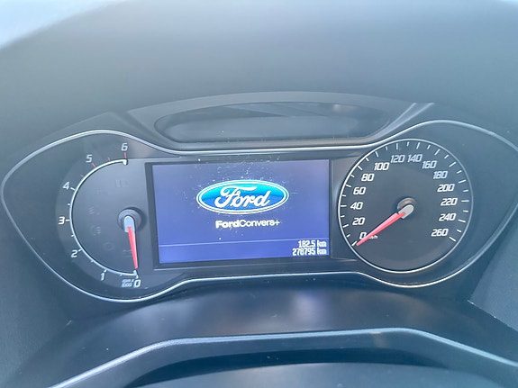 Ford Mondeo 8 of 12