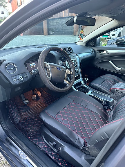 Ford Mondeo 10 of 12