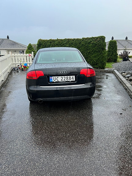 Audi A4 4 of 12