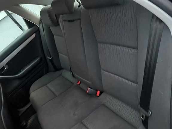Audi A4 7 of 12