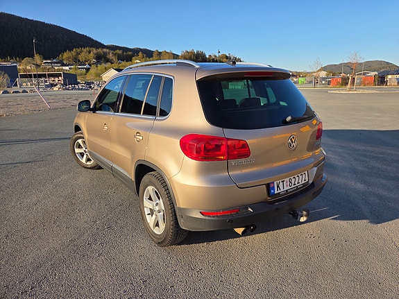 Volkswagen Tiguan 4 of 25