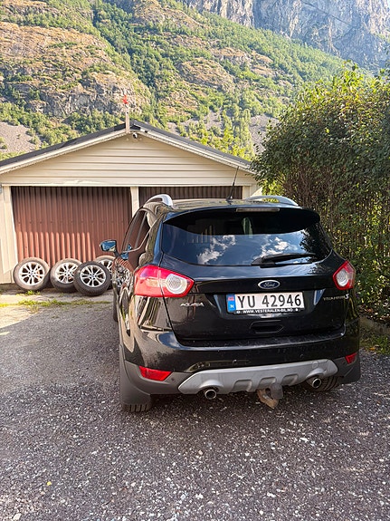 Ford Kuga 4 of 9