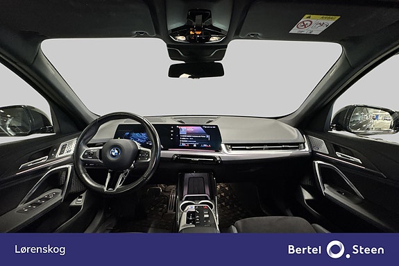 BMW iX1 15 of 27