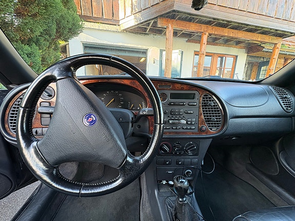 Saab 900 9 of 14