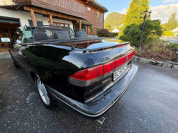 Saab 900 8 of 14