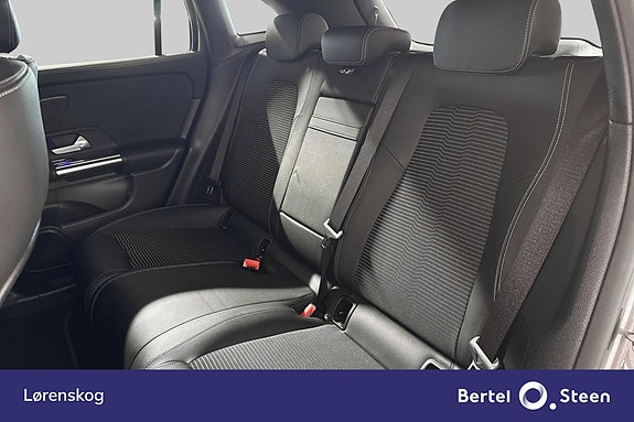 Mercedes-Benz EQA250 12 of 28