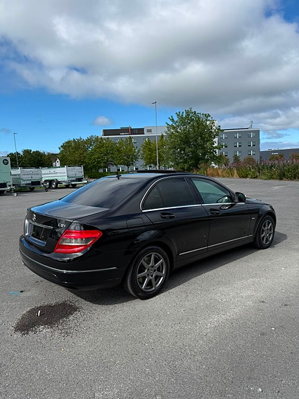 Mercedes-Benz C220 d 7 of 20
