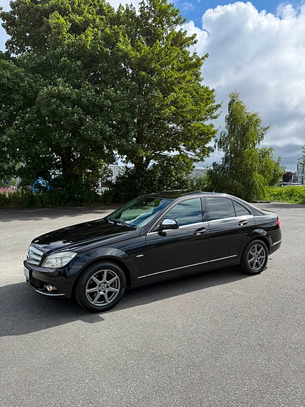 Mercedes-Benz C220 d 4 of 20