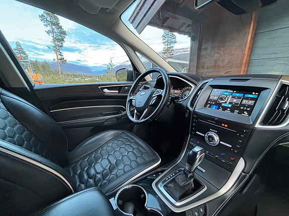 Ford S-MAX 29 of 30