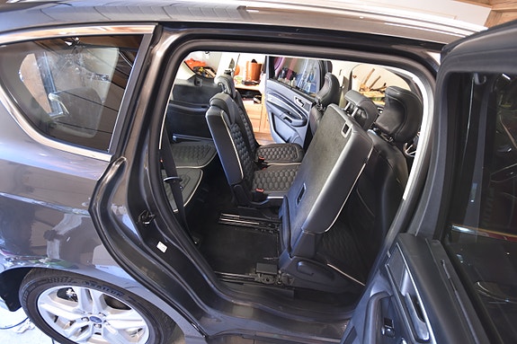 Ford S-MAX 24 of 30