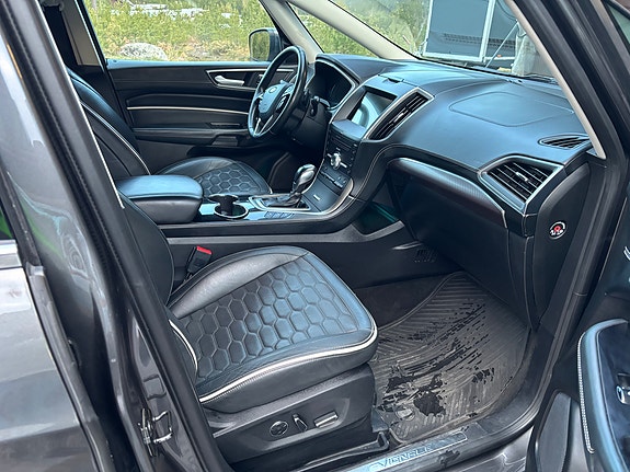 Ford S-MAX 23 of 30