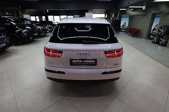 Audi Q7 15 of 30