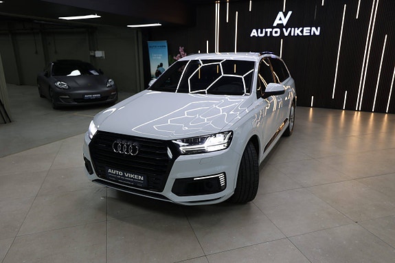 Audi Q7 12 of 30