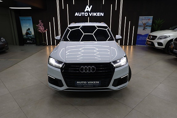 Audi Q7 11 of 30