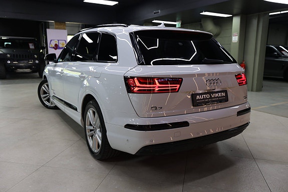 Audi Q7 6 of 30