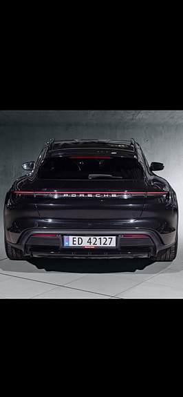 Porsche Taycan 4 8 of 30