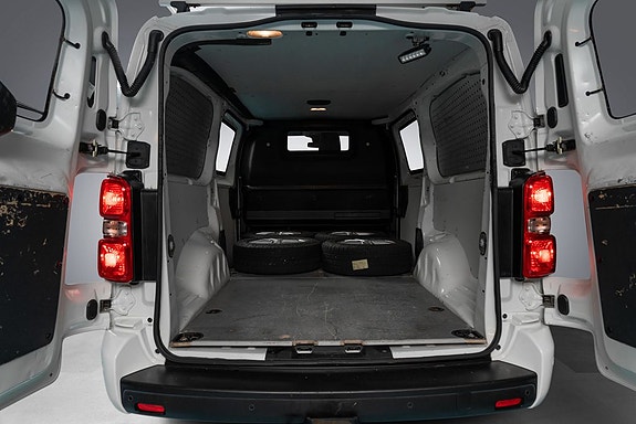 Toyota Proace 23 of 28