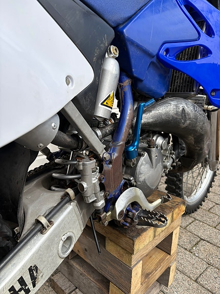 Yamaha Yz 12 of 16