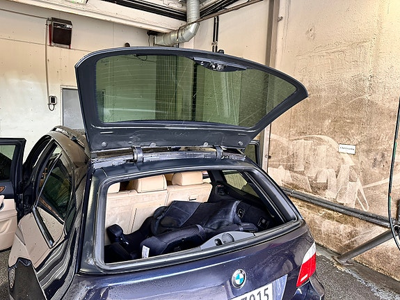 BMW 525d 11 of 30