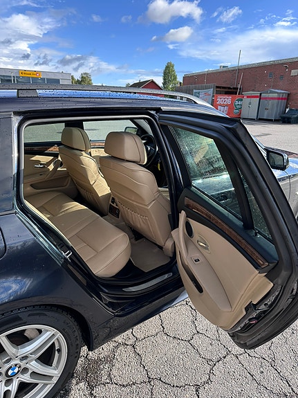 BMW 525d 12 of 30