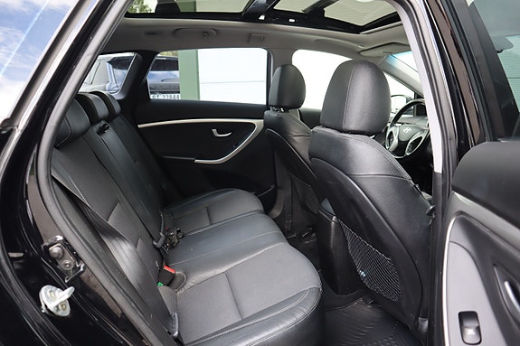 Hyundai i30 25 of 30