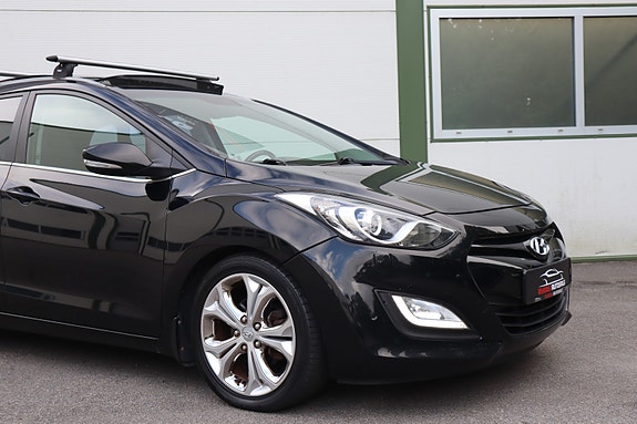 Hyundai i30 10 of 30