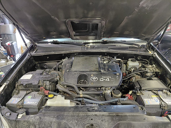 Toyota Land Cruiser 14 of 14