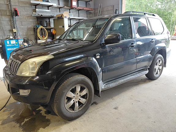 Toyota Land Cruiser 13 of 14