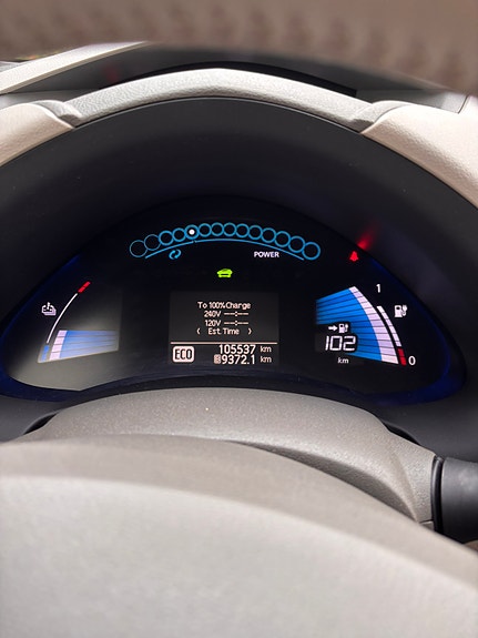 Nissan Leaf 3 of 30