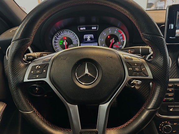 Mercedes-Benz 180 15 of 18