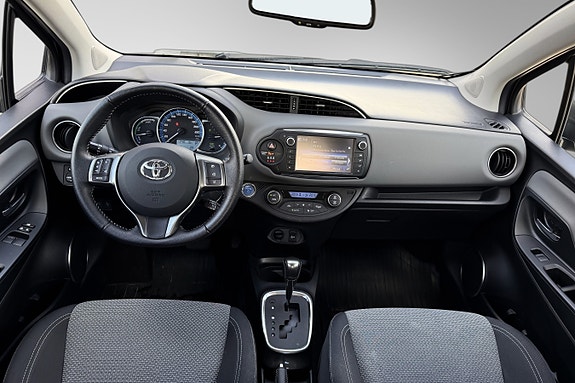 Toyota Yaris 24 of 30