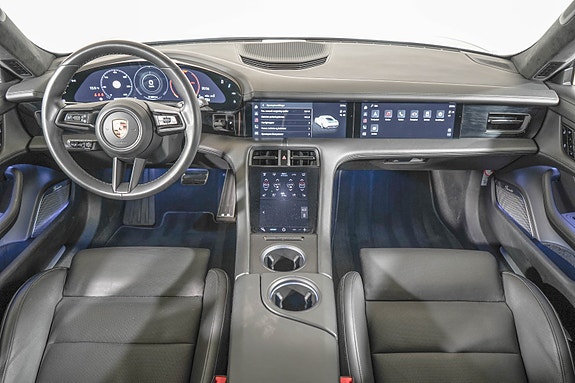 Porsche Taycan Turbo 20 of 30