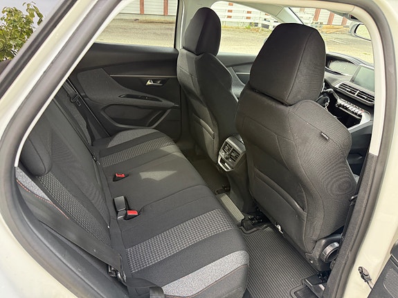Peugeot 3008 14 of 20