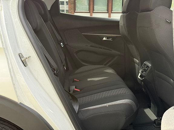 Peugeot 3008 13 of 20