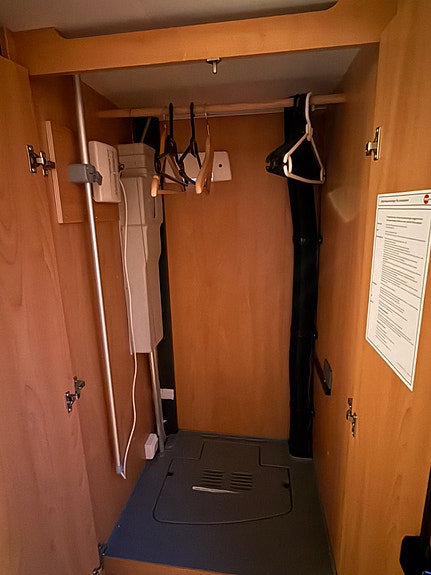 Bürstner Ventana 720 TK 27 of 30